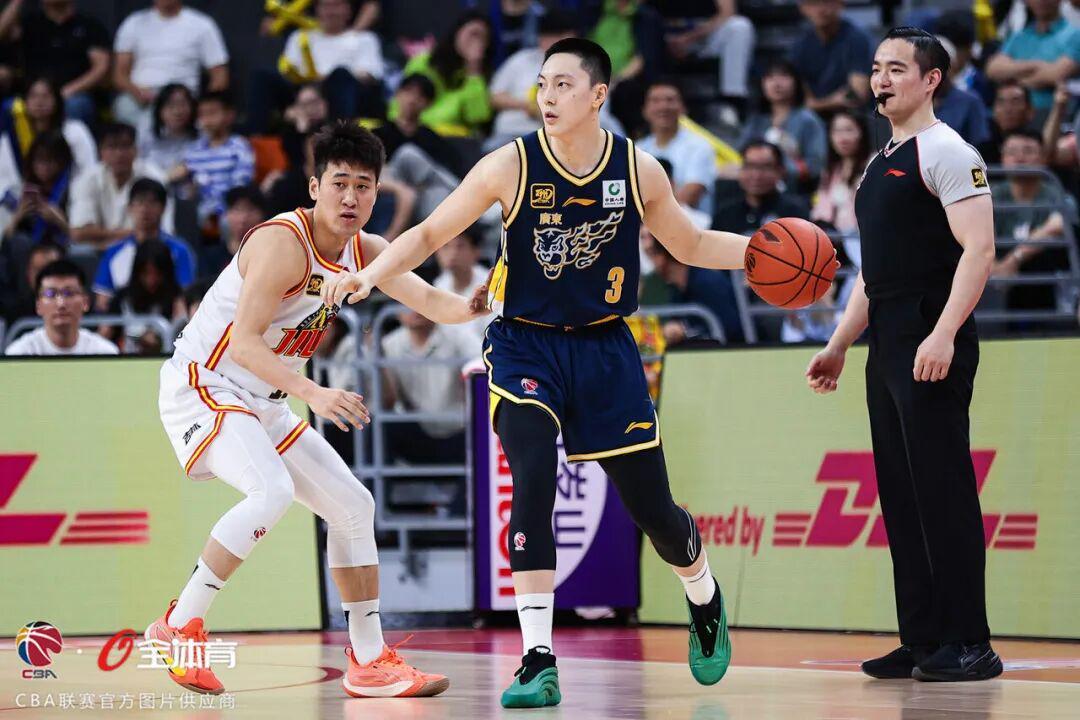 开云移动端-1月21日前瞻 I “双虎会”！广东客战吉林